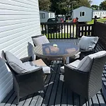 Sunshine Haven Lakeland בית נופש Flookburgh